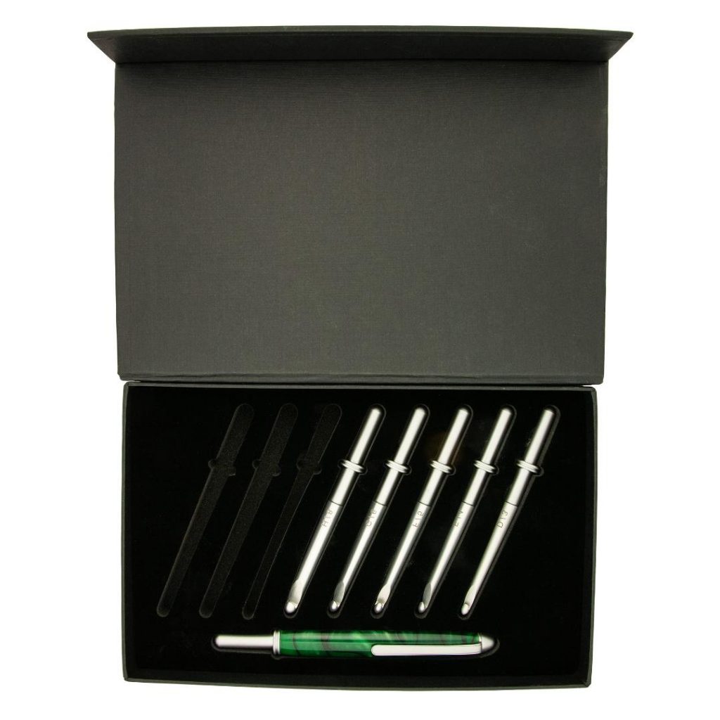 Crochet hook box set of crochet handle project kit, made with green dragon acrylic pen blank, with decorative storage box and interchangeable crochet hooks
